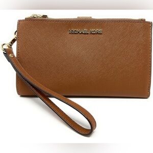 Michael Kors Women's Jet Set Travel Double Zip Wristlet Wallet Saffiano Leather